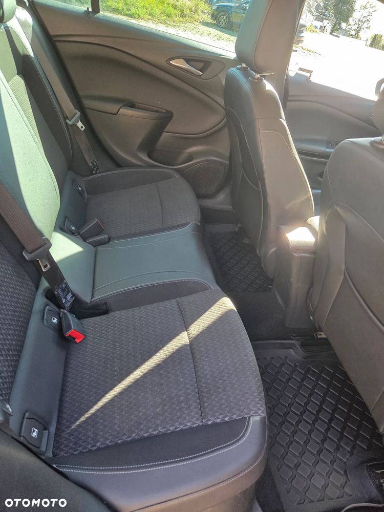 Opel Astra - 9