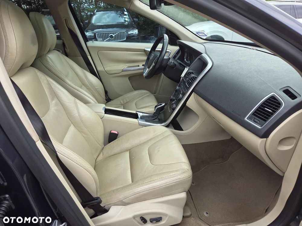 Volvo XC 60 - 12