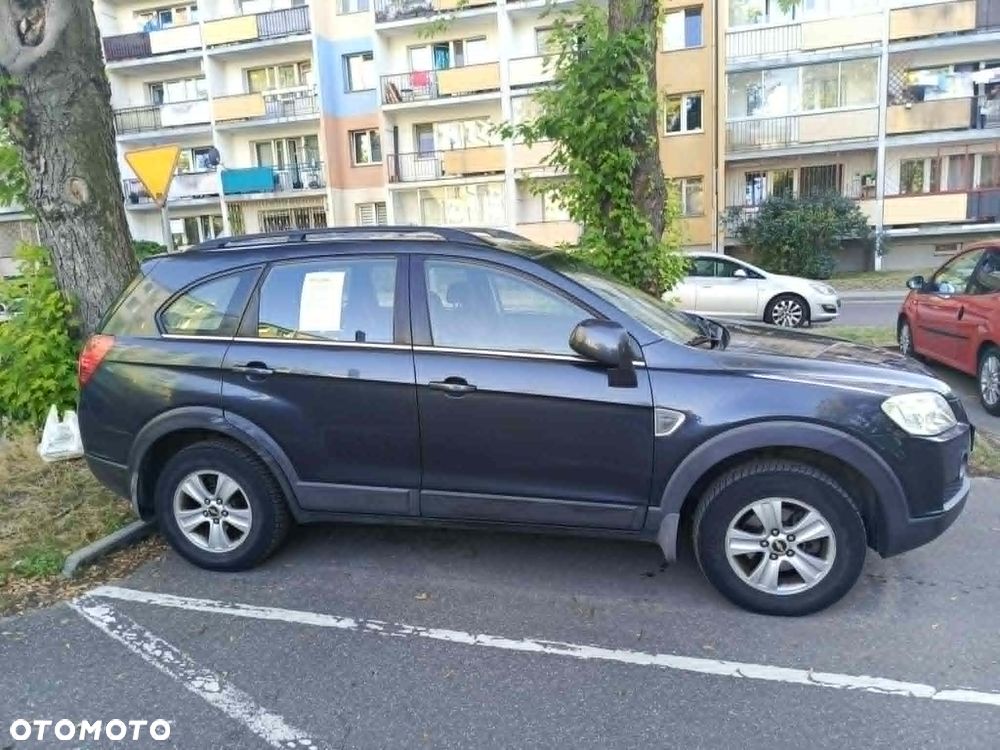 Chevrolet Captiva 2.4 LS - 12
