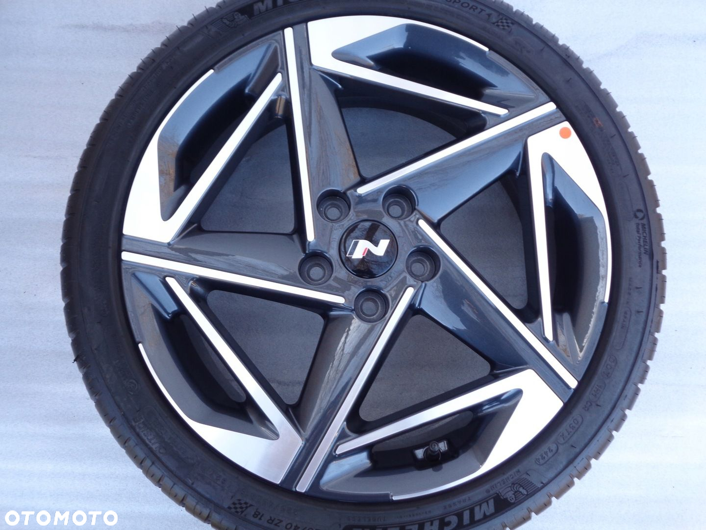 FELGI 18 HYUNDAI i30 i40 iX20 Kona Ioniq 5x114,3 ET55 Oryginalne Nowe Demo - 4