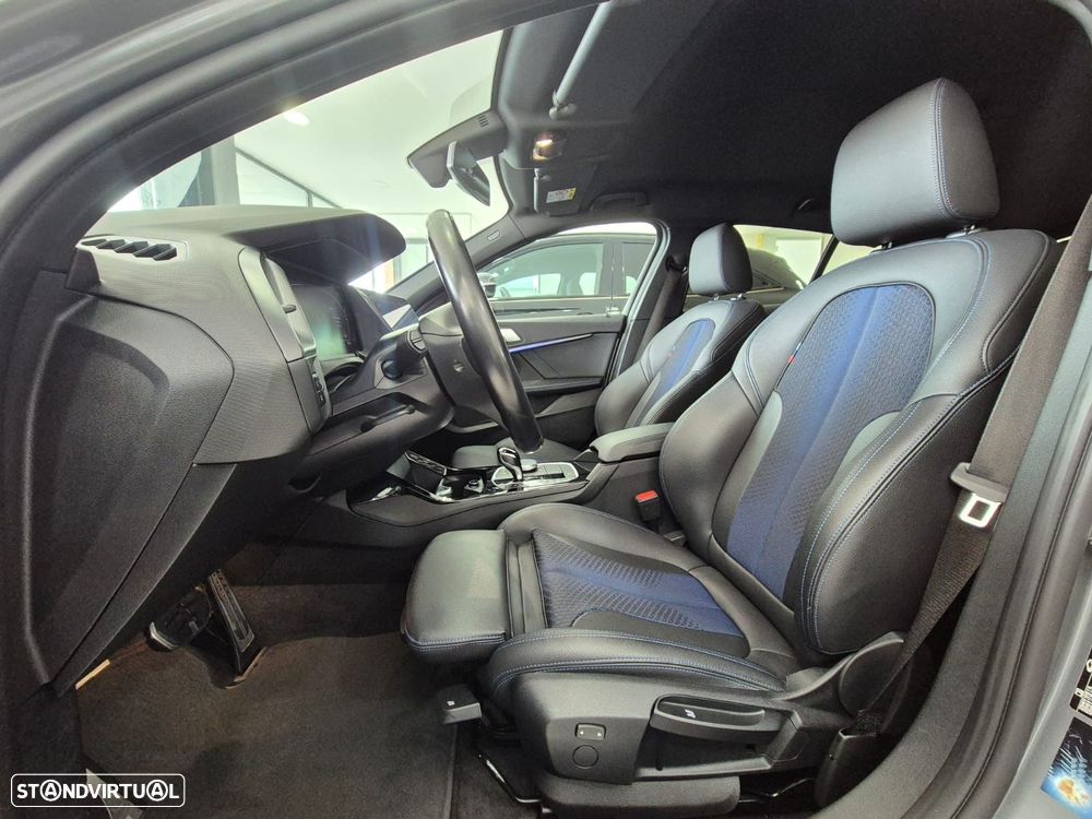BMW 116 d Pack Desportivo M Auto - 11