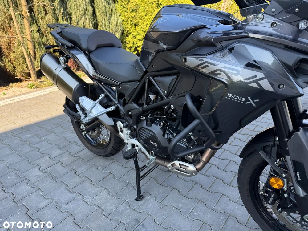 Benelli TRK 502X - 13