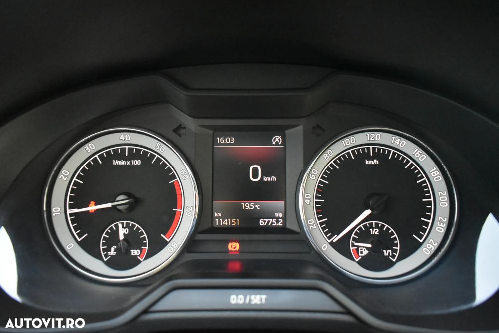 Skoda Octavia 1.0 TSI Style - 6