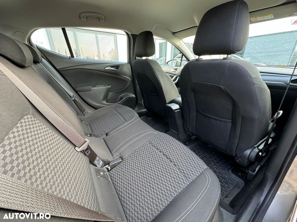 Opel Astra 1.4 ECOTEC Enjoy - 26