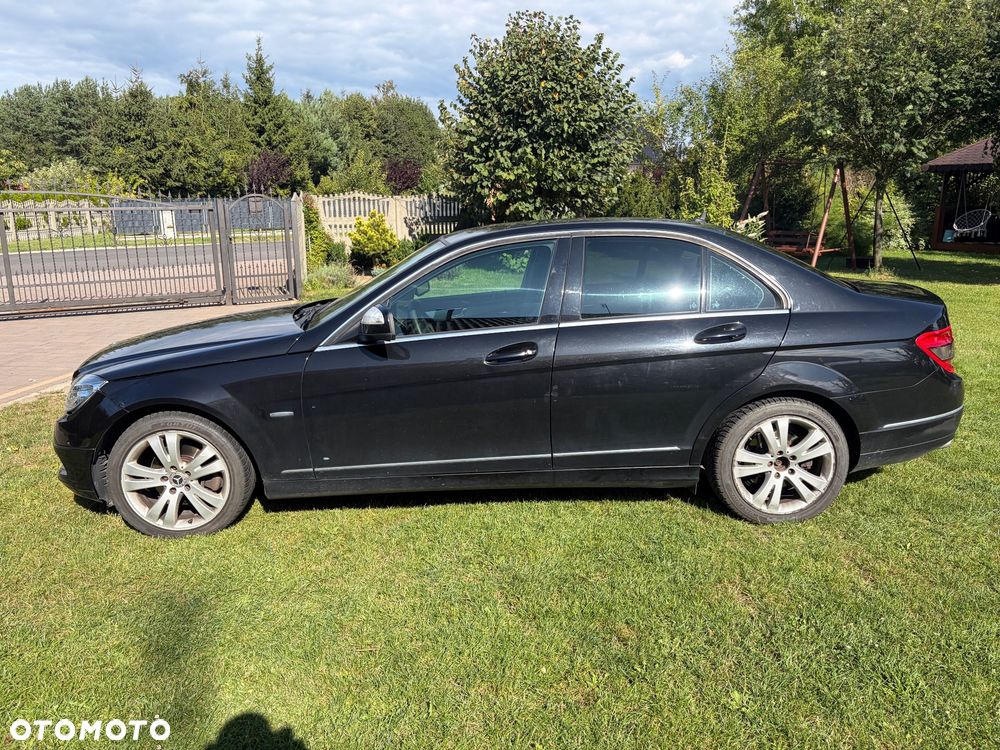 Mercedes-Benz Klasa C 220 CDI DPF Automatik Avantgarde - 2