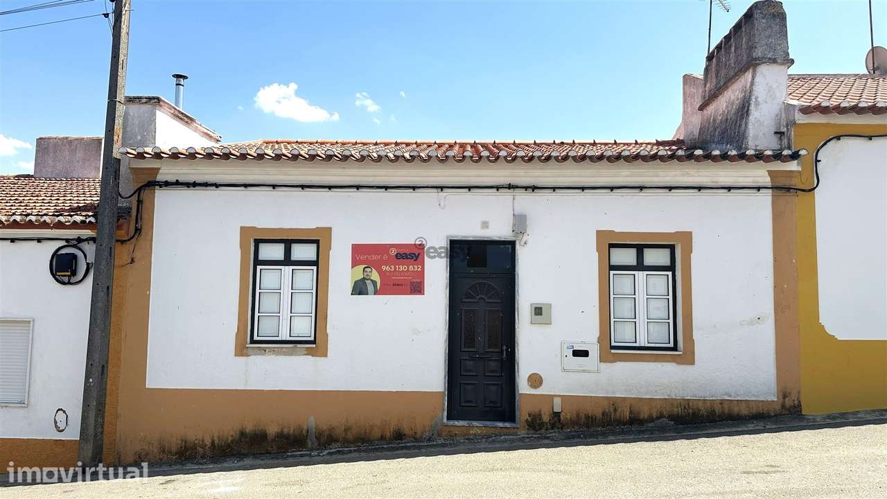 Moradia Térrea T2 com Logradouro E Elevado Potencial, Cabeço de Vide - Grande imagem: 3/38