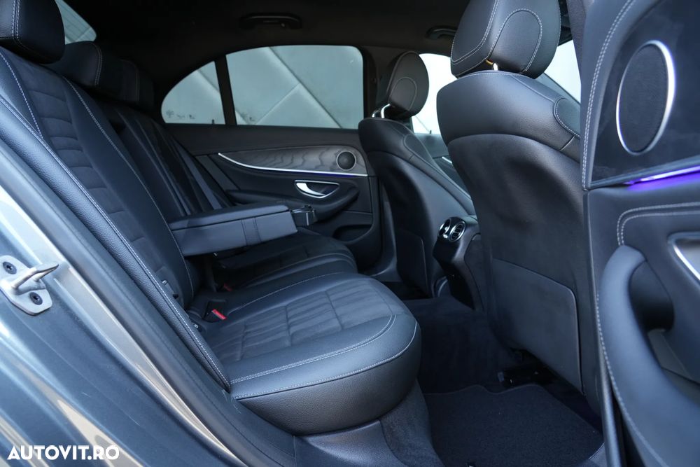 Mercedes-Benz E 300 de 9G-TRONIC AMG Line - 18
