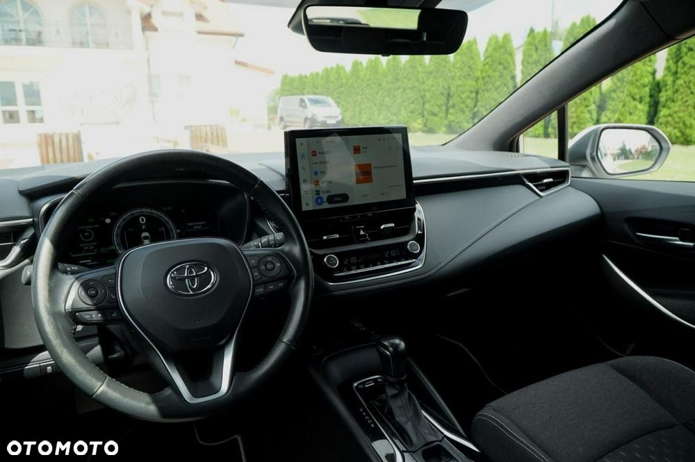 Toyota Corolla 1.8 Hybrid Comfort - 34