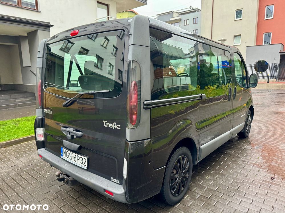 Renault Trafic dCi Passenger - 3