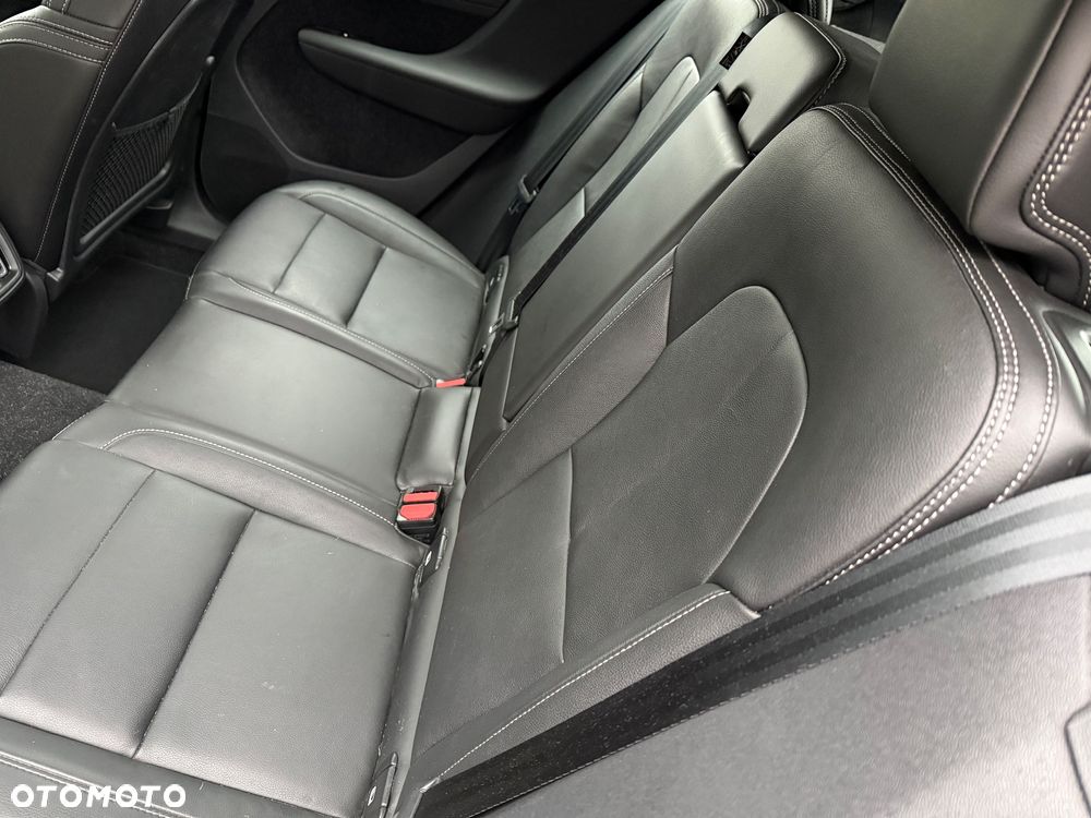 Volvo XC 40 T3 Geartronic Momentum Pro - 35