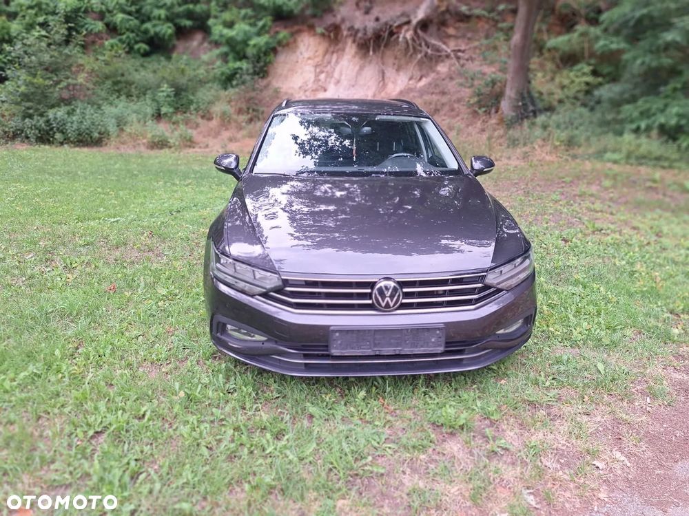 Volkswagen Passat 2.0 TDI SCR Business - 6