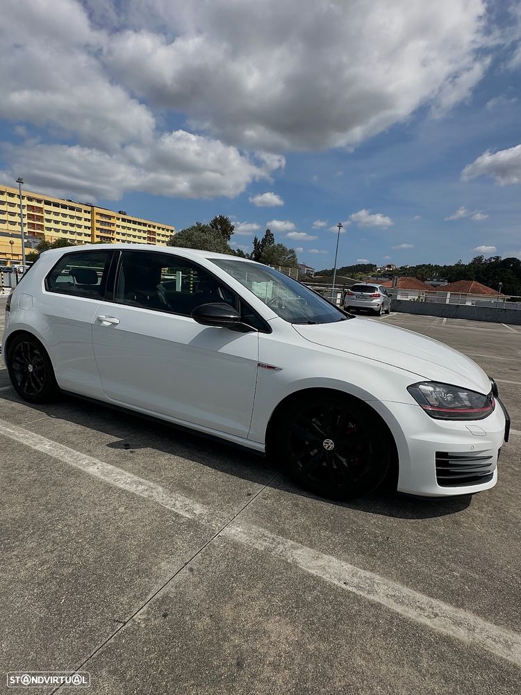 VW Golf GTI BlueMotion - 5