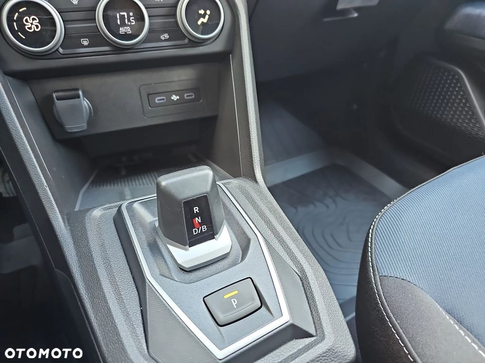 Dacia Jogger 1.8 Full Hybrid 155 Journey MMT - 22