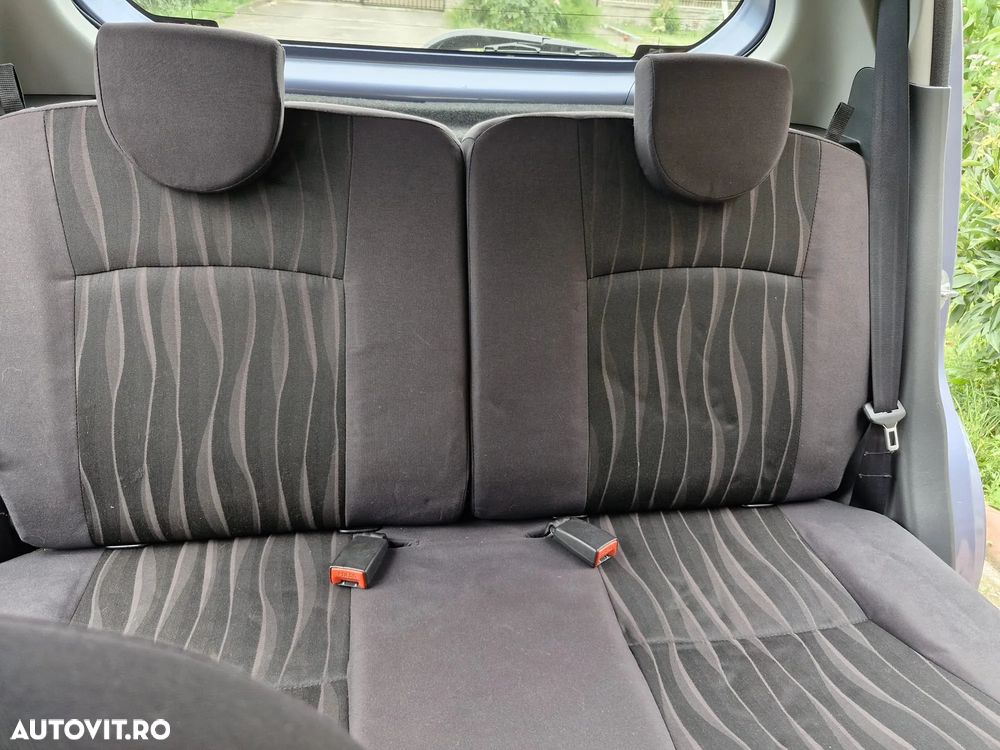 Nissan Pixo 1.0 more - 6