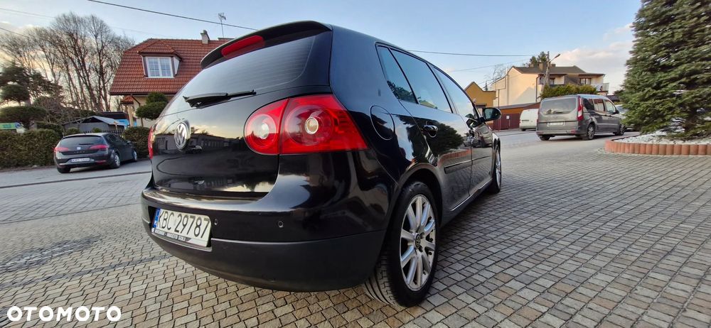 Volkswagen Golf 2.0 TDI Sportline - 5