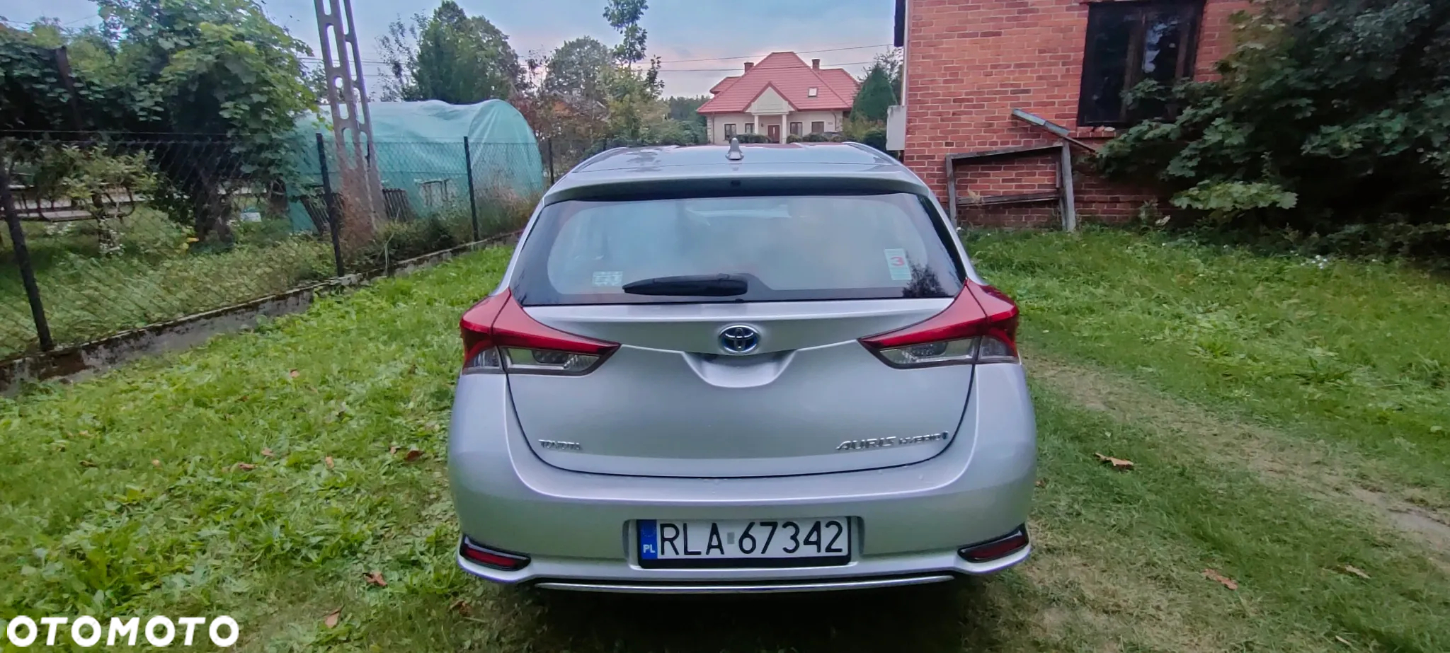 Toyota Auris Hybrid 135 Selection - 3