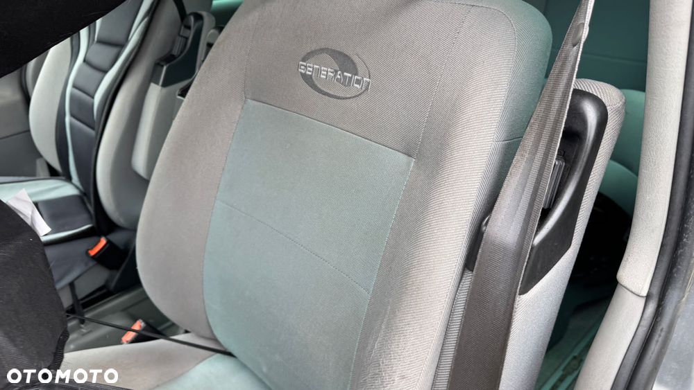 Volkswagen Multivan - 27