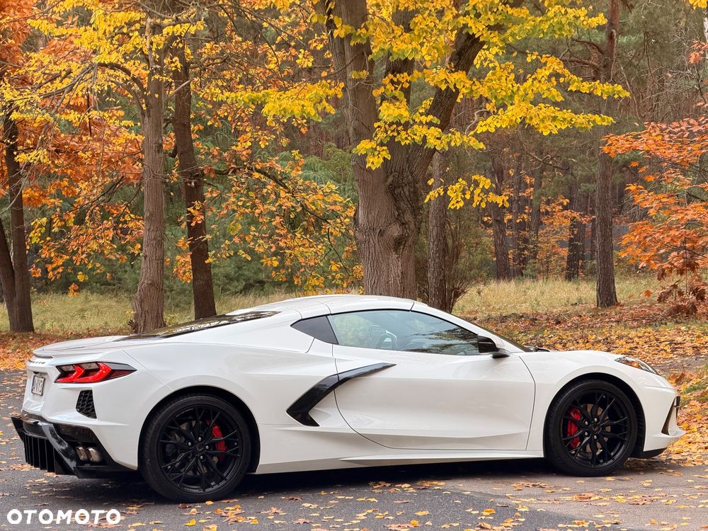Chevrolet Corvette - 20