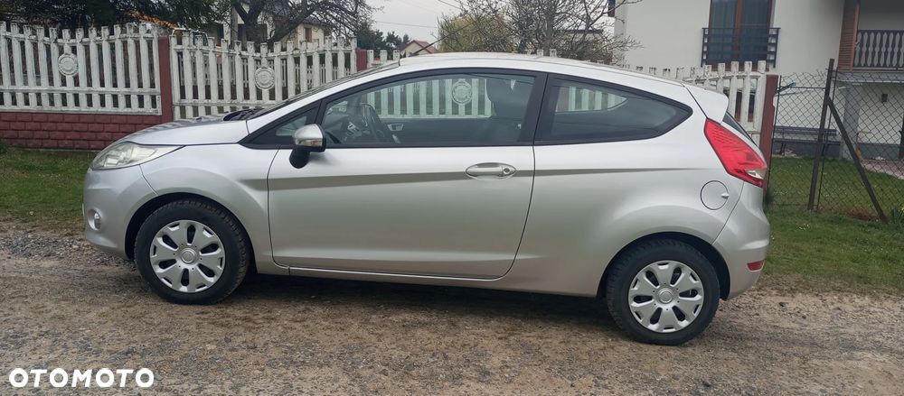 Ford Fiesta 1.25 Champions Edition - 6