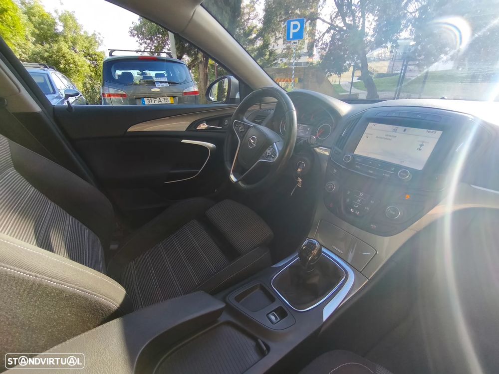 Opel Insignia Sports Tourer 2.0 CDTi Executive S/S - 11