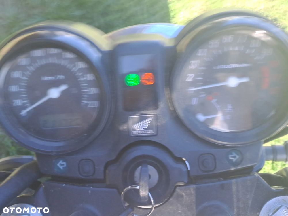 Honda CBF - 10