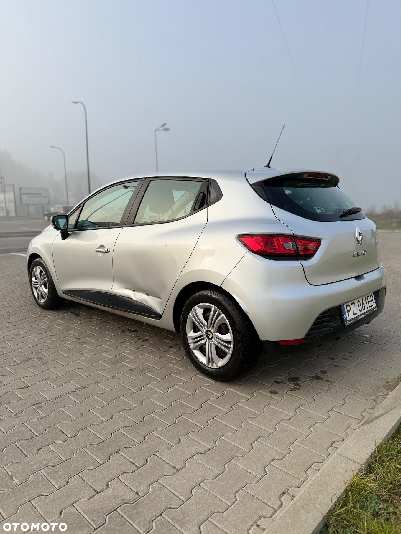 Renault Clio 1.2 16V Zen - 5