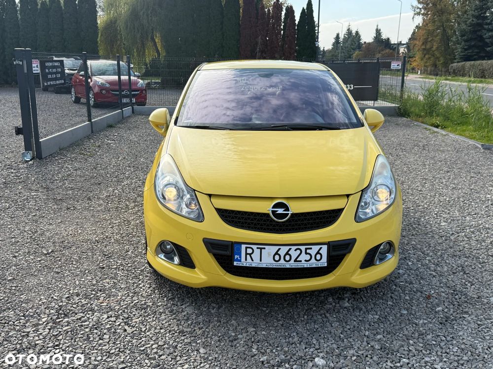 Opel Corsa 1.6 T OPC - 11