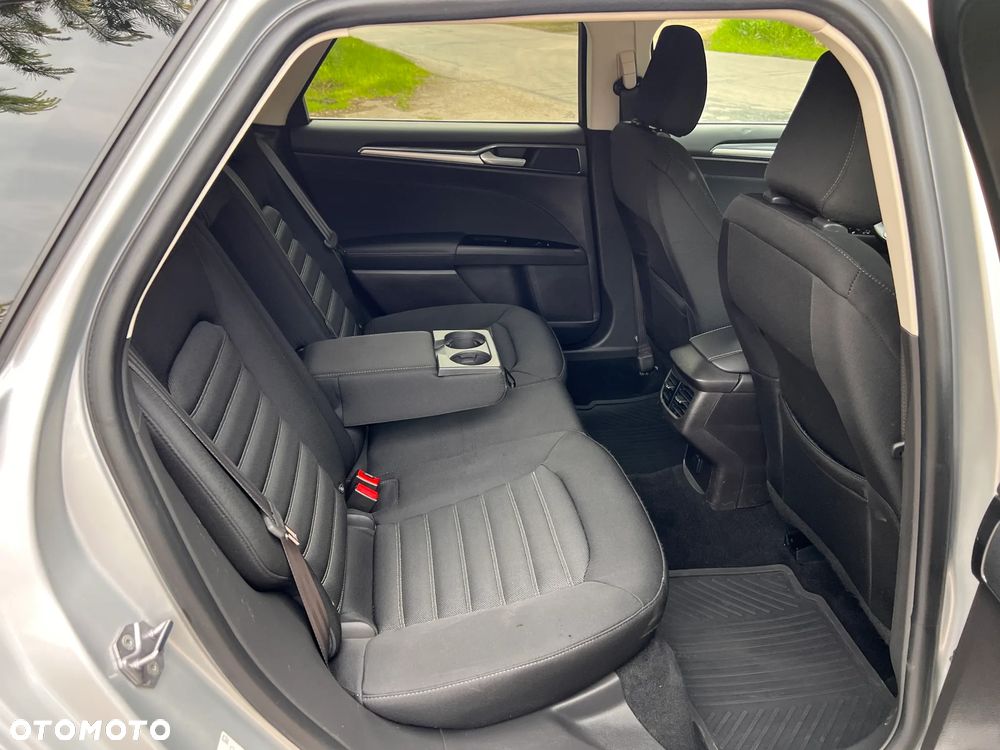 Ford Mondeo 2.0 EcoBlue Executive - 25