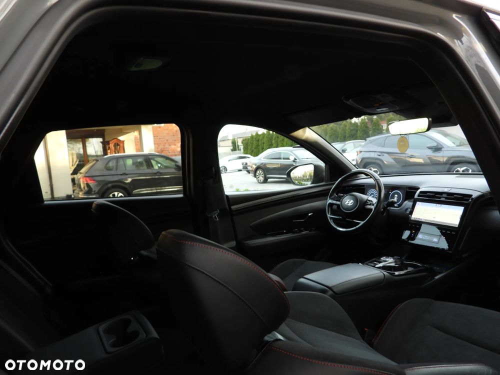 Hyundai Tucson 1.6 T-GDi HEV Executive N Line 4WD - 33