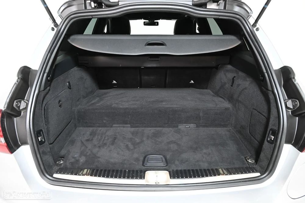 Mercedes-Benz C 300 de AMG Line - 10