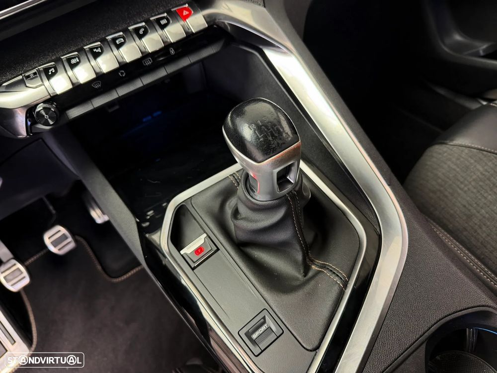 Peugeot 3008 1.5 BlueHDi GT Line - 25