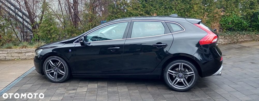 Volvo V40 D2 Drive-E Ocean Race - 4