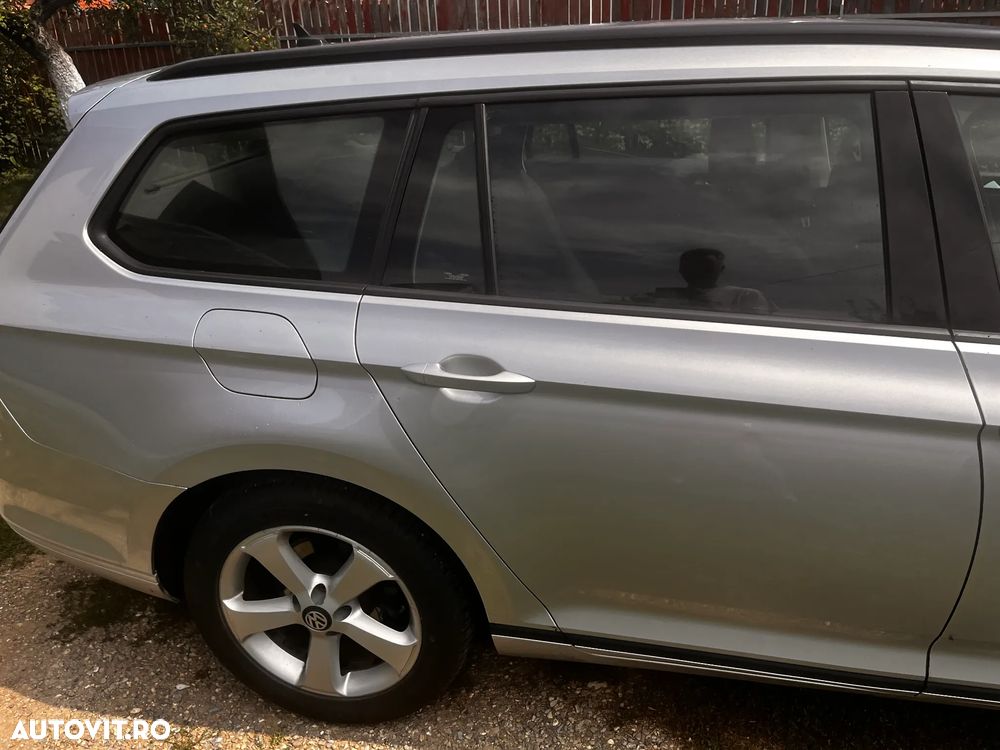 Volkswagen Passat 1.6 TDI (BlueMotion Technology) Trendline - 11