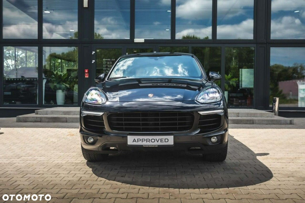 Porsche Cayenne - 9