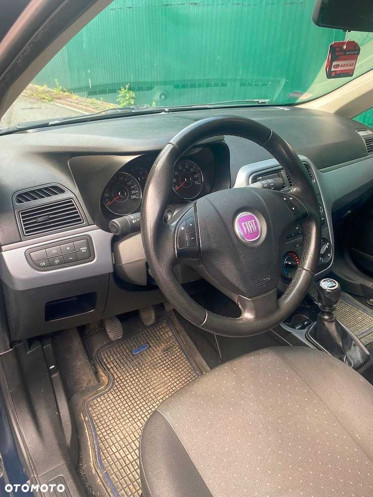 Fiat Punto - 4