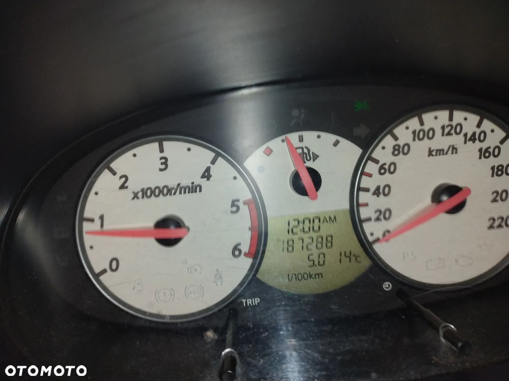 Nissan Micra 1.5 dCi Acenta - 9