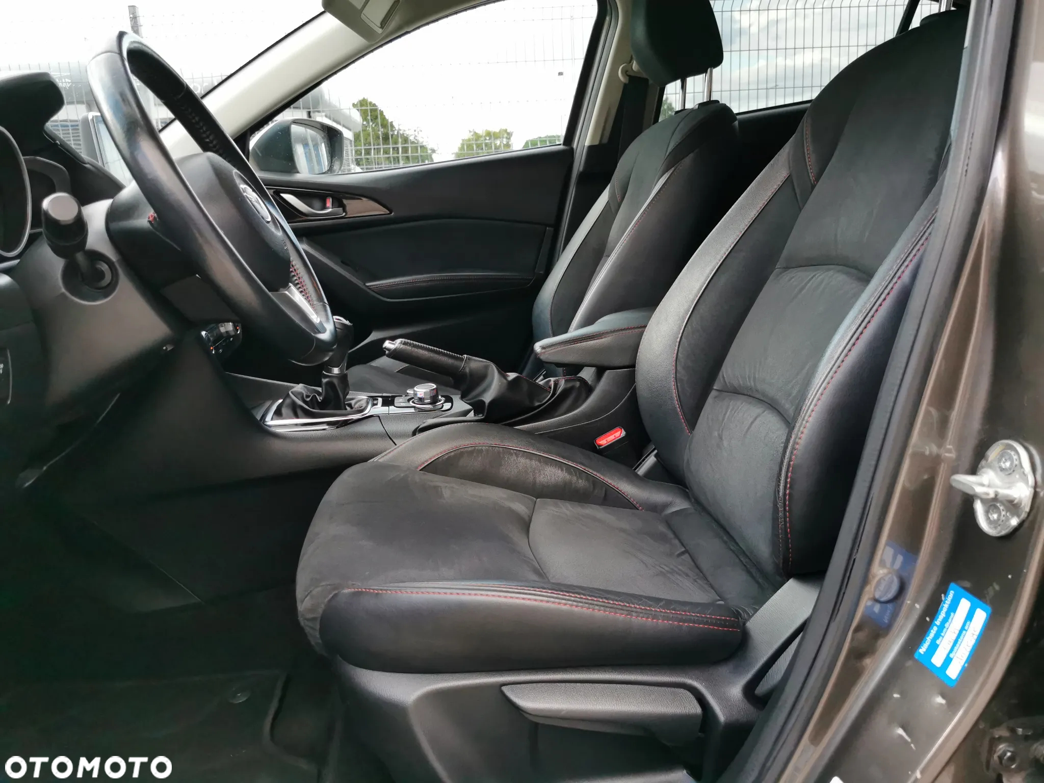 Mazda 3 SKYACTIV-G 120 NAKAMA - 11
