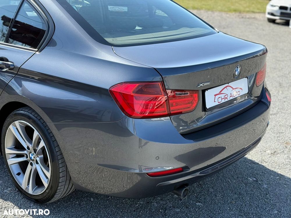 BMW Seria 3 320d xDrive Aut. - 17