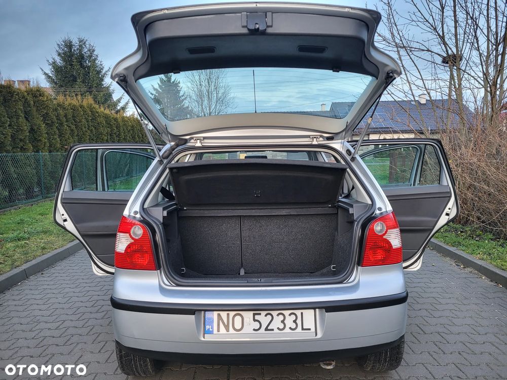 Volkswagen Polo 1.4 Trendline - 11