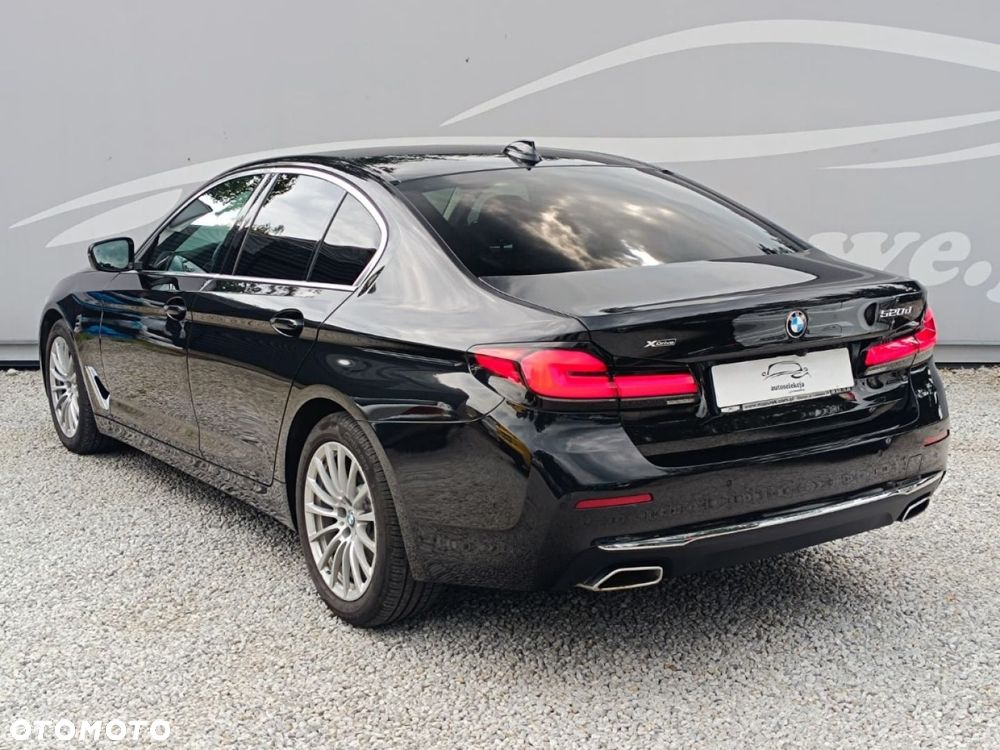 BMW Seria 5 - 16