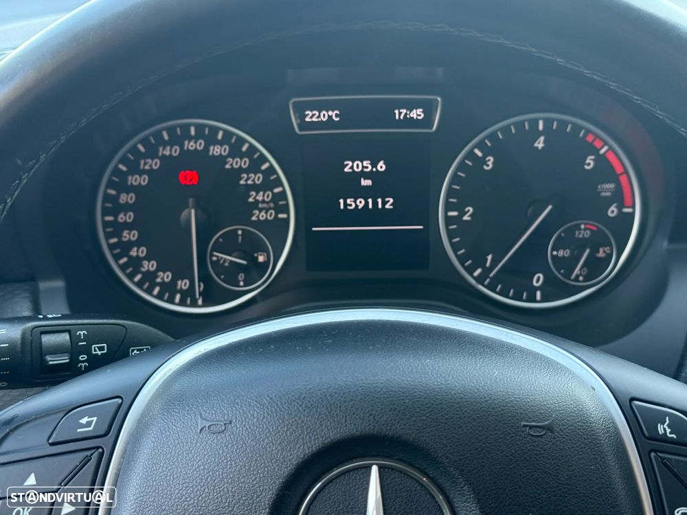 Mercedes-Benz A 180 CDI (BlueEFFICIENCY) - 27