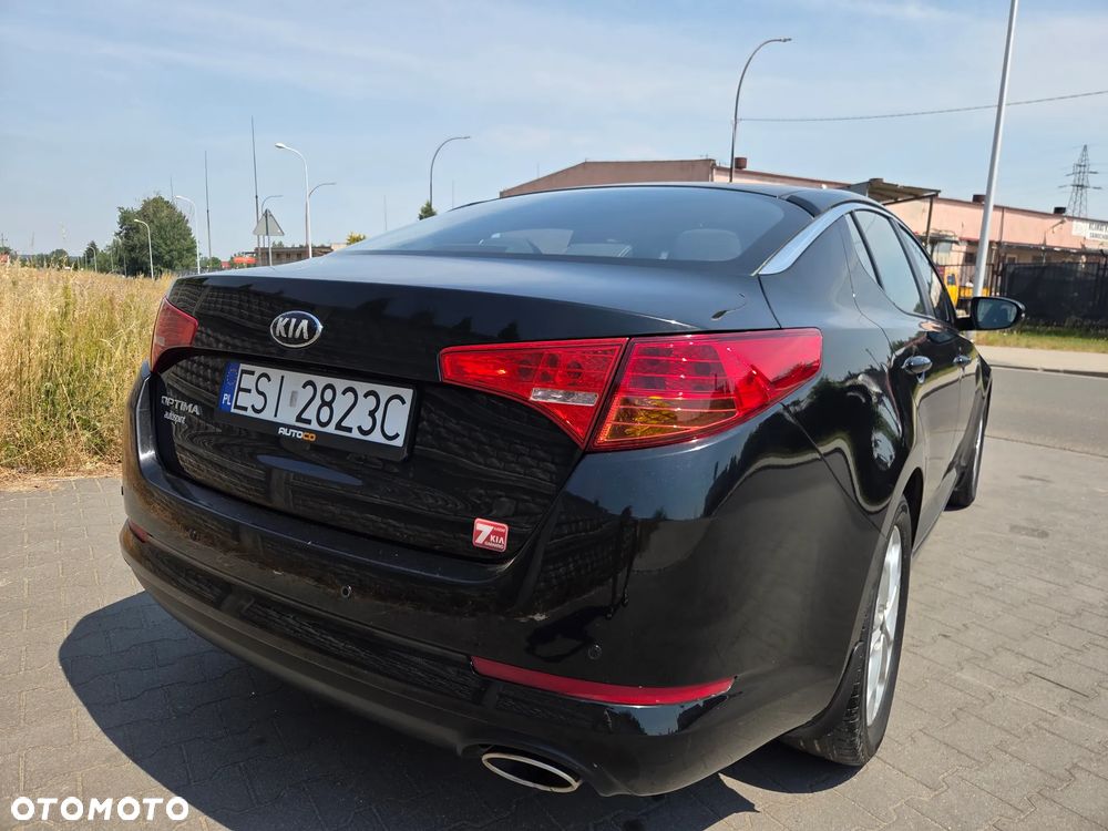 Kia Optima 2.0 M - 6
