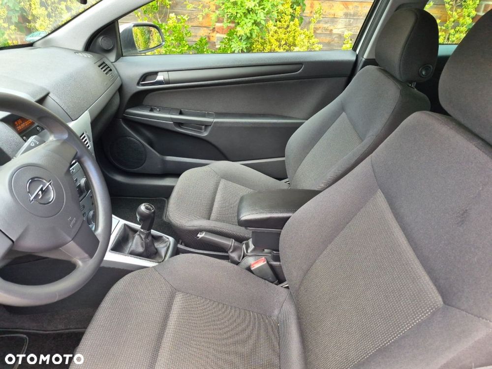 Opel Astra - 10