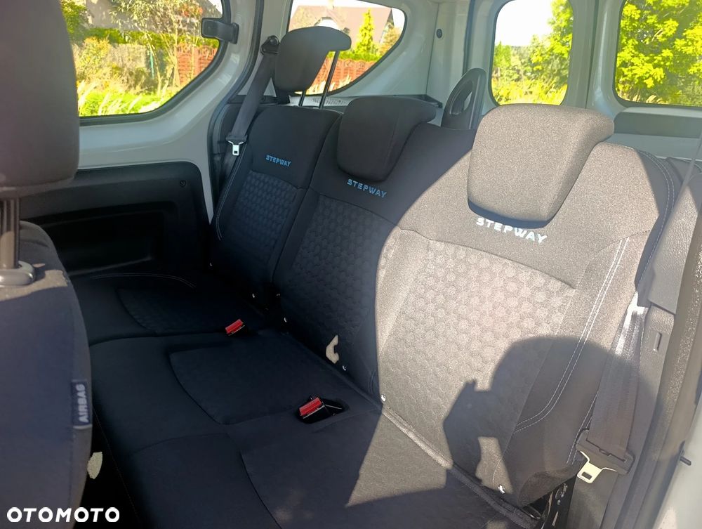 Dacia Dokker TCe 115 Stepway - 15