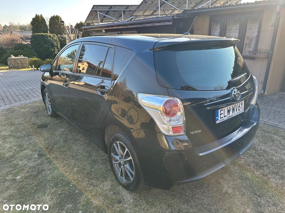 Toyota Verso 1.8 Premium EU5 - 3