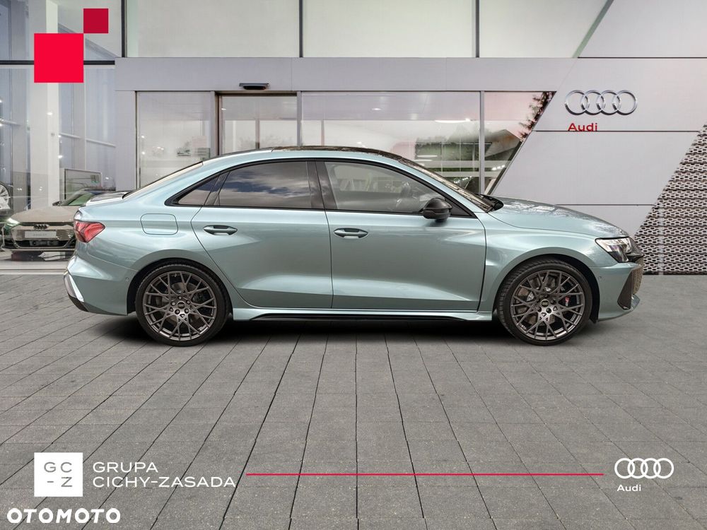 Audi RS3 Limousine - 6