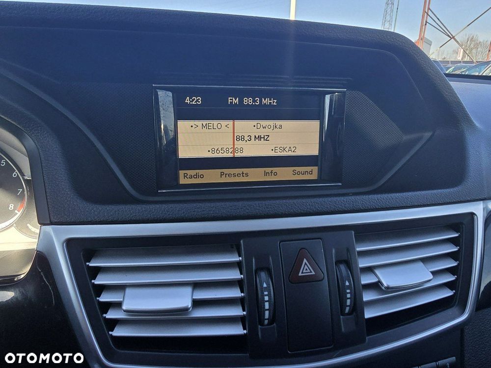 Mercedes-Benz Klasa E - 25