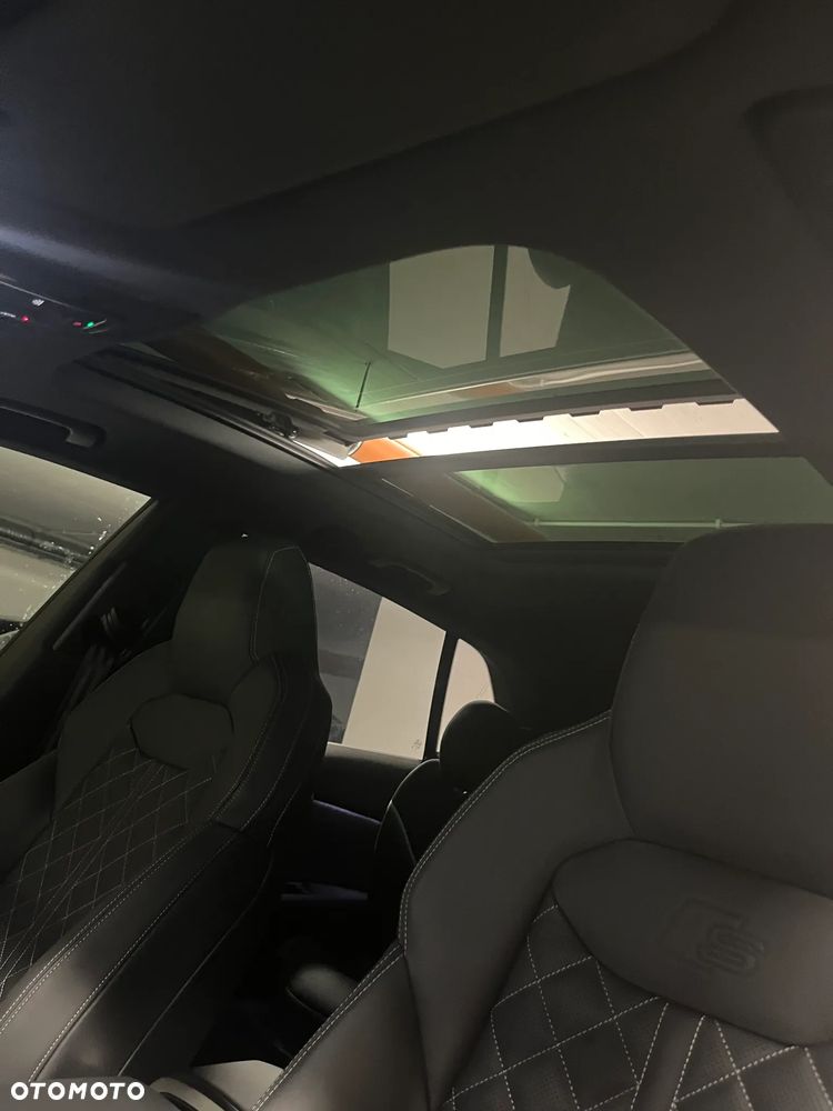 Audi Q8 - 14