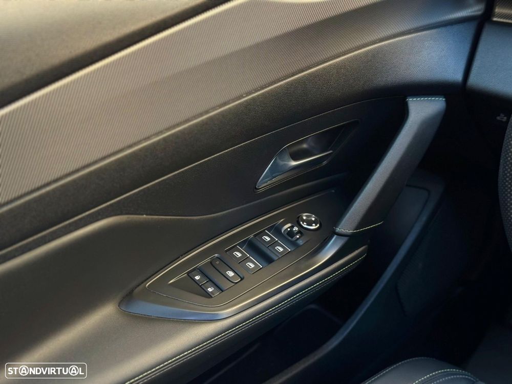 Peugeot 408 PureTech 130 EAT8 GT - 47
