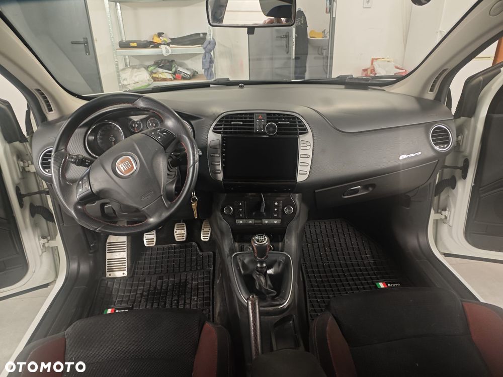 Fiat Bravo 1.4 T-JET 16V Sport Plus - 24